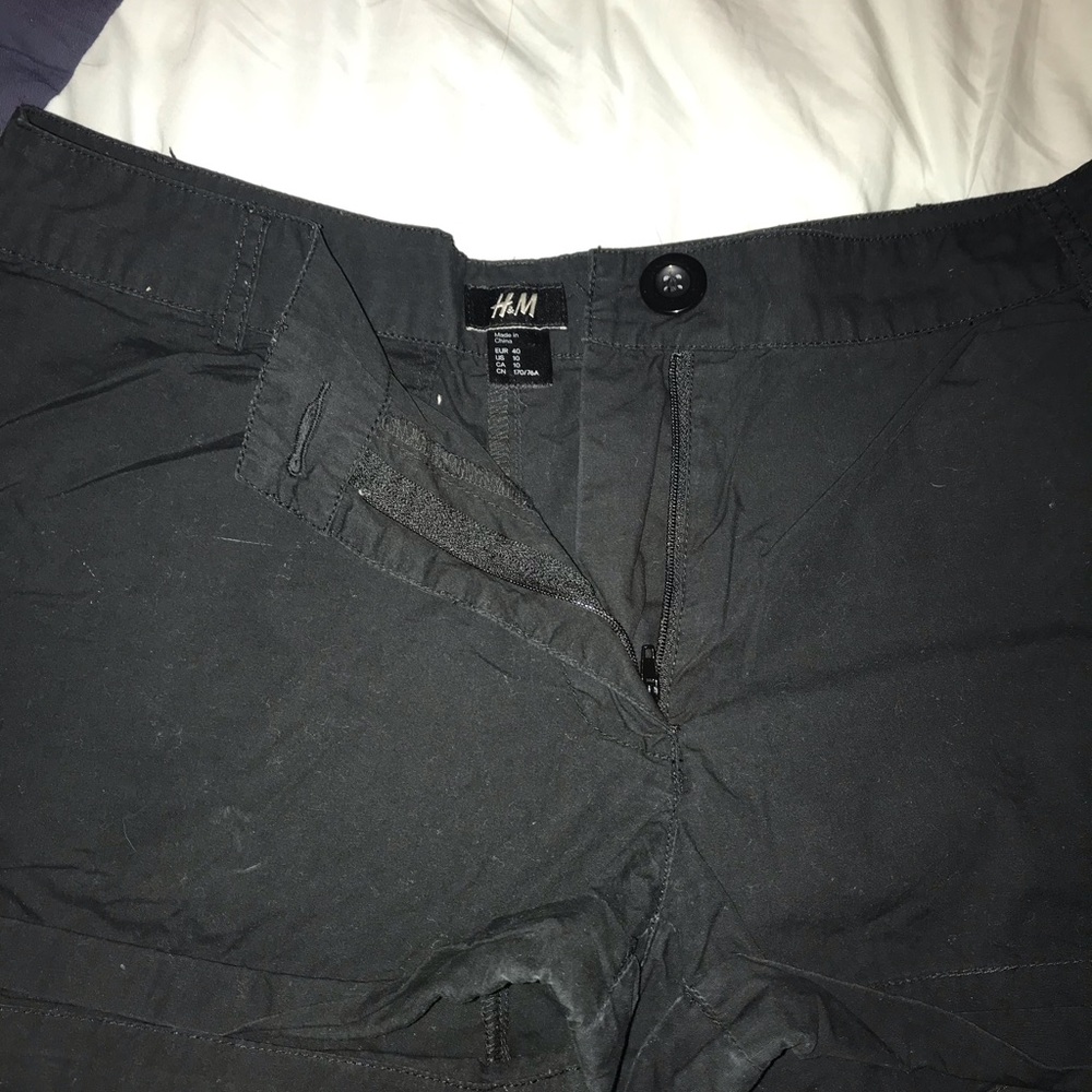 H&M black shorts